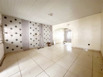 Luxury 3 Bedroom Flat, Gra Phase 1, Magodo, Lagos, Flat / Apartment for Rent