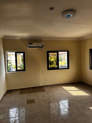 3-bedroom Apartment with Bq, Communal Swimming Pool, Lekki Phase 1, Lekki, Lagos, Flat / Apartment for Rent