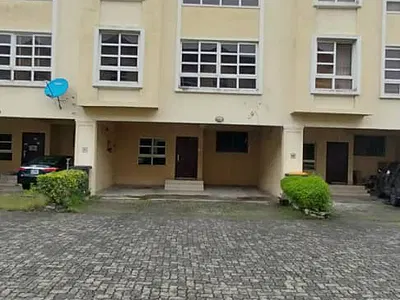 Fully Serviced Duplex