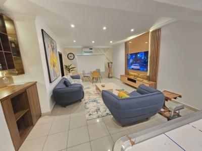 Spacious 2bedroom Apartment with Top Notch Amenities Available for Sho, Lekki Phase 1, Lekki, Lagos, Flat / Apartment Short Let