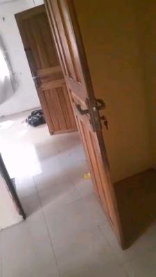 Available Standard Miniflat, Obanikoro Estate, Obanikoro, Shomolu, Lagos, Mini Flat (room and Parlour) for Rent