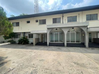 10 Bedroom Detached House with 2 Rooms Service Quarters, Victoria Island (vi), Lagos, Detached Duplex for Rent