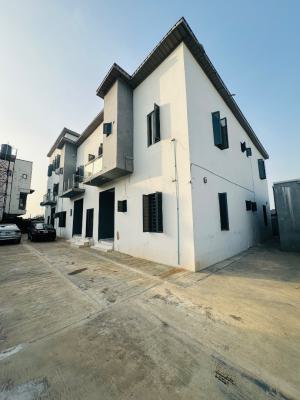 Spacious 2 Bedroom Apartment, Ologolo, Ologolo, Lekki, Lagos, Flat / Apartment for Rent