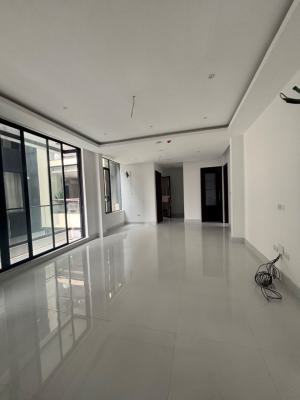 Luxury 3 Bedroom Apartment with a Bq, Pool and Gym, Lekki Phase 1, Lekki, Lagos, Flat / Apartment for Rent