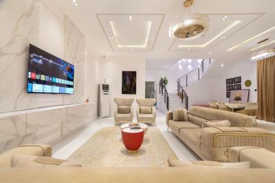 Robin -a Brand New Luxury 2bedroom Apartment with Swimming Pool,ps5, E, Lekki Phase 1, Lekki, Lagos, Flat / Apartment Short Let