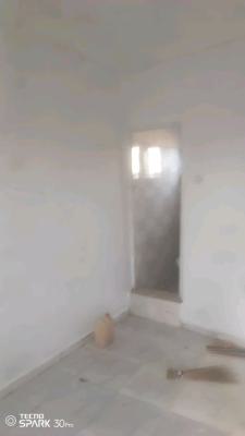 a Very Nice Lovely  Room Self Contain Wt Kitchen Cabinet, Alagomeji, Yaba, Lagos, Self Contain (single Rooms) for Rent