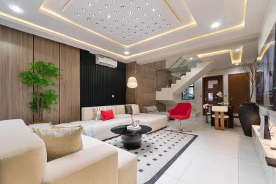 Stunning Two Bedroom Maisonette with Top Notch Features, Lekki Phase 1, Lekki, Lagos, Flat / Apartment Short Let
