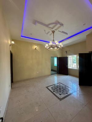 2 Bedrooms Apartment, Lekki Phase 1, Lekki, Lagos, Flat / Apartment for Rent