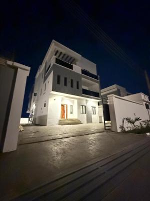 Luxury 4 Bedroom Triplex with 2 Bedroom Basement, Kolapo Ishola Gra, Akobo, Ibadan, Oyo, House for Sale