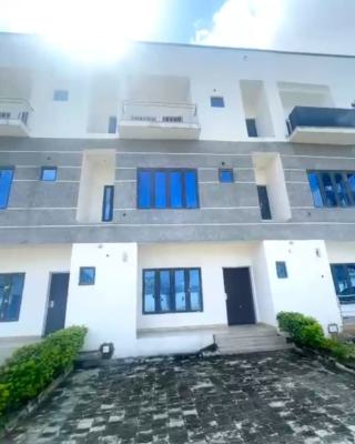 4bedroom Terrace with 1 Room Boys Quarter in Jahi, Jahi, Abuja, Terraced Duplex for Sale
