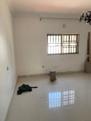 Spacious Miniflat with Balcony,swimming Pool, 24hrs Power, Lekki Phase 1, Lekki, Lagos, Mini Flat (room and Parlour) for Rent
