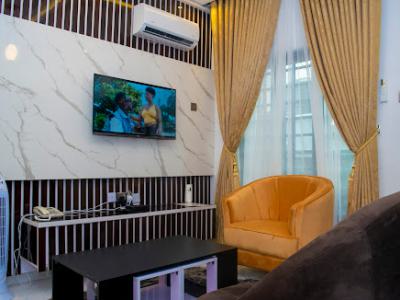 2 Bedroom Apartment, Surulere, Lagos, Flat / Apartment Short Let