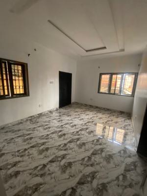 Well Built 3 Bedroom Apartment, Lekki Phase 1, Lekki, Lagos, Flat / Apartment for Rent