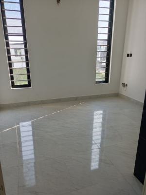 Dm for Video: Well Maintained 4bedroom Terrace with Bq Secured Estate, Right Hand Side, Lekki Phase 1, Lekki, Lagos, Terraced Duplex for Sale