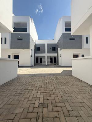 7 Bedroom Duplex with 2 Bedroom Bq and Pool on 980sqm, Pinnock Beach Estate, Osapa, Lekki, Lagos, Detached Duplex for Sale