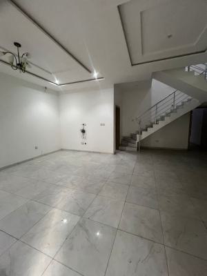 Studio Parlor Space with Open Plan Kitchen, Orchid Road, Lekki, Lagos, Self Contain (single Rooms) for Rent