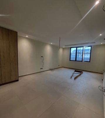 Fully Serviced Three Bedroom Apartment with Bq, Pool and Elevator, Lekki Phase 1, Lekki, Lagos, Flat / Apartment for Rent