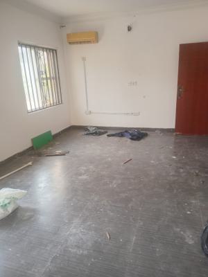 a Luxurious Standard Masterbed with Standard Shared Kitchen, Chevron Drive Chevy View, Lekki, Lagos, Self Contain (single Rooms) for Rent