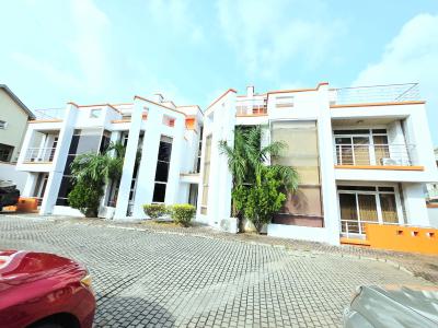 Massive 2 Bedroom Penthouse, Lekki Phase 1, Lekki, Lagos, Flat / Apartment for Rent