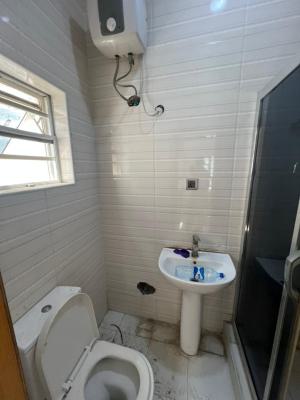 Spacious Semi Master Bedroom, Chevron , Bera Estate, Lekki, Lagos, Self Contain (single Rooms) for Rent