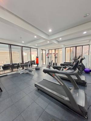 Fully Serviced 3 Bedroom Flat with Swimming Pool, Gym, Lekki Phase 1, Lekki, Lagos, Flat / Apartment for Rent