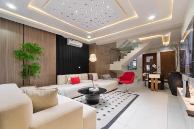 2 Units of Luxury and Stunning 2 Bedroom Maisonette with Ps5, Richmond Pearl Estate, Lekki Phase 1, Lekki, Lagos, Flat / Apartment Short Let