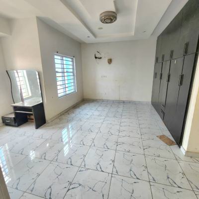 Spacious Master Bedroom in a Shared Apartment, Ikota, Lekki, Lagos, Ikota, Lekki, Lagos, Flat / Apartment for Rent