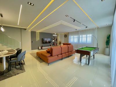 Modern & Refined 3-bedroom Maisonette, Off Freedom Way, Lekki Phase 1, Lekki, Lagos, Flat / Apartment Short Let