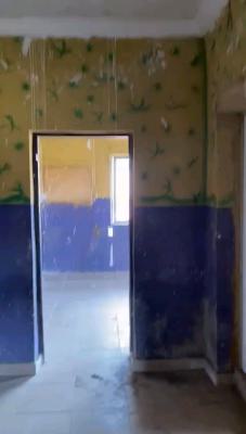 Neatly Used, Spacious and Standard 3 Bedroom Flat, Off Kayode, Onipanu, Shomolu, Lagos, Flat / Apartment for Rent