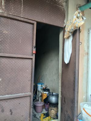 Nice New Shop, Yaba, Lagos, Shop for Rent