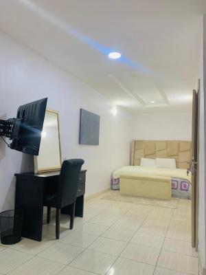 Luxury 3 Bedroom Apartment with Excellent Facility, Chevron/conservation, Lekki, Lagos, Flat / Apartment Short Let