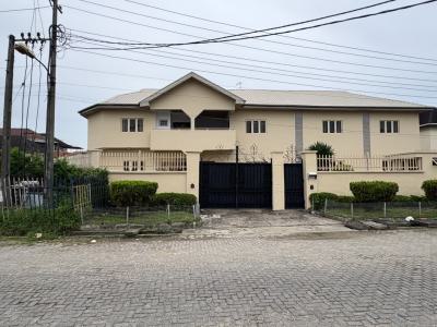 Serviced Vacant 3bedroom Apartment, Off Admiralty Way, Lekki Phase 1, Lekki, Lagos, Flat / Apartment for Rent