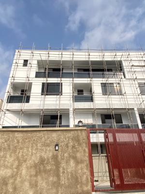 4 Bedroom Spacious Penthouse with Bq, Lekki Phase 1, Lekki, Lagos, House for Sale