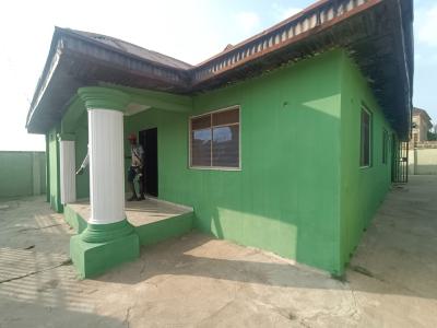 2 Bedroom Flat with Sweet Modern Facilities, Asanpa Owo Estate, Elebu,off Akala Express Ibadan, Ibadan, Oyo, Flat / Apartment for Rent