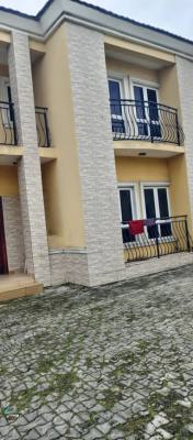 Massive Spacious Standard 4 Bedrooms Detached Duplex, Off Admiralty Road, Lekki Phase 1, Lekki, Lagos, Flat / Apartment for Rent