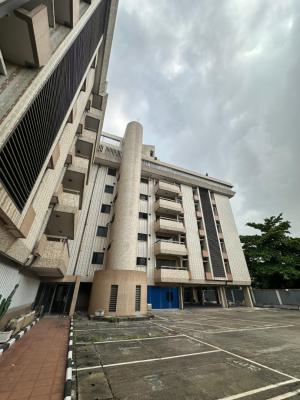 Clean 18 Units of 3-bedroom Apartment with Bq, Victoria Island (vi), Lagos, Flat / Apartment for Rent