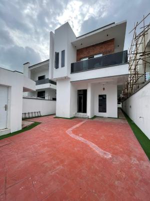 Exquisite Five  Bedroom Fully Detached with Pool, Ajah, Lagos, Detached Duplex for Sale