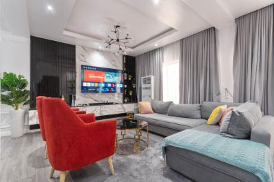 Luxurious Spacious 2 Bedroom Apartment, Lekki Phase 1, Lekki, Lagos, Flat / Apartment Short Let