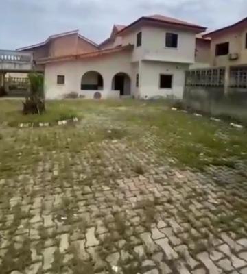 Land Measuring 1,001sqm with Dilapidated Structure, Ologolo, Lekki, Lagos, Mixed-use Land for Sale