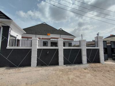 Newly 3 Bedroom Bungalow, Ile Titun Nihort Area Jericho, Ibadan, Oyo, Detached Bungalow for Sale