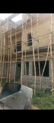 Distress 5bedroom Duplex Nice Location, Jahi, Jahi, Abuja, Terraced Duplex for Sale