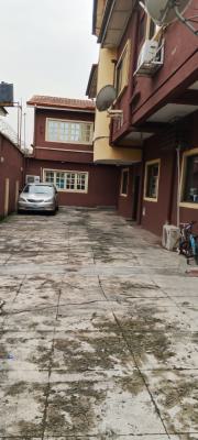 Newly Renovated 3 Bedroom Apartment, Adeniyi Jones, Adeniyi Jones, Ikeja, Lagos, Flat / Apartment for Rent