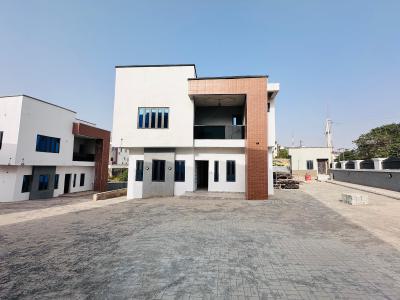 Spacious 5 Bedrooms Detached Duplex with Bq, Guzape District, Abuja, Detached Duplex for Sale