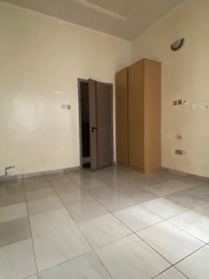 Luxury Spacious One Room Self Contained, Orchid Road , in an Estate, Not Far From The Bus Stop, Lekki, Lagos, Self Contain (single Rooms) for Rent