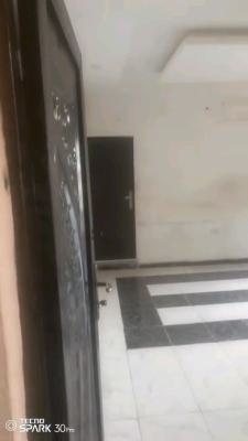 Spacious Miniflat Upstairs with Personal Prepaid Metre, Balcony,, Alagomeji, Yaba, Lagos, Mini Flat (room and Parlour) for Rent