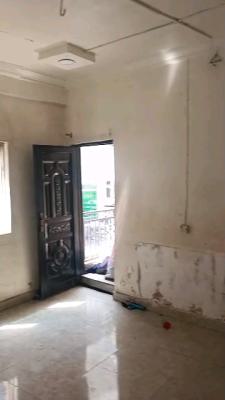 a Standard and Spacious Miniflat, Adekunle, Yaba, Lagos, Mini Flat (room and Parlour) for Rent