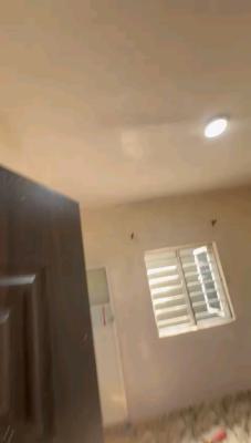 a Lovely and Standard 2bedroom Apartment, with All Rooms En-suite, Oloruntoyin Street, Oworonshoki, Shomolu, Lagos, Flat / Apartment for Rent