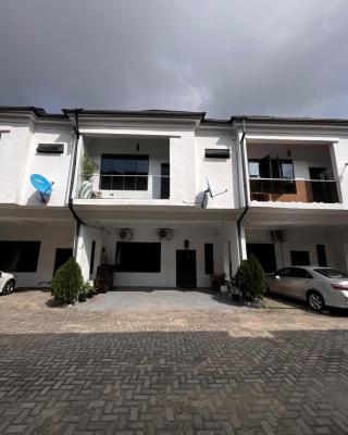 Luxury 4 Bedroom Terrace Duplex, Ikota, Lekki, Lagos, Terraced Duplex for Sale