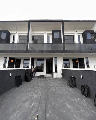 Luxury 4 Bedroom Terrace Duplex, Ikota, Lekki, Lagos, Terraced Duplex for Sale