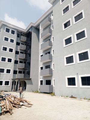 Newly Renovated 3 Bedroom Flat with Bq in a Service Apartment, Lekki Phase 1, Lekki, Lagos, Flat / Apartment for Rent